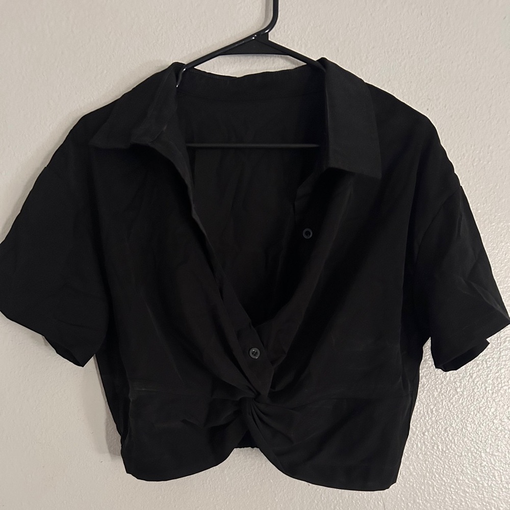 Black Twisted Front Short Sleeve Shirt - Women - Picture 2 of 5